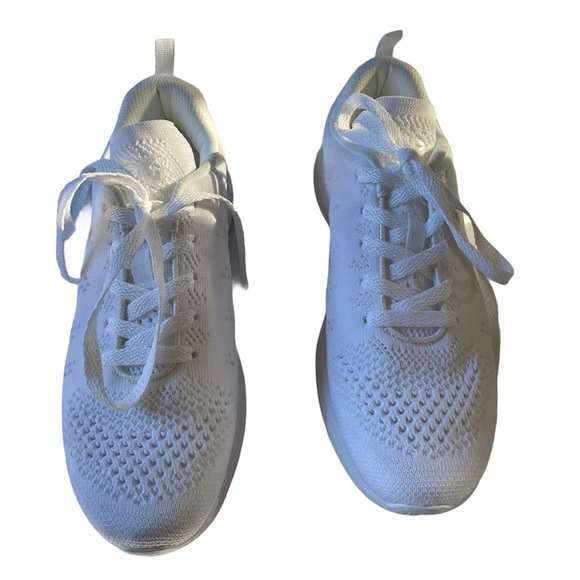 APL Shoes - APL Techloom Pro Sneakers Brand New 9.5